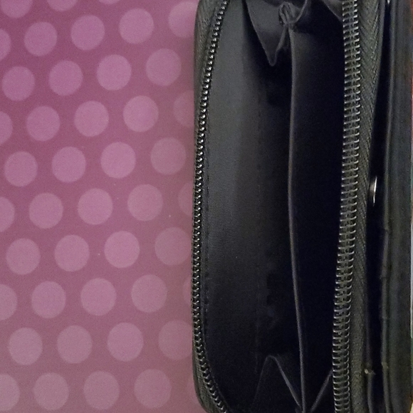 Disney Princess Snow White and the Seven Dwarfs Small Zipper Wallet - Picture 4 of 6